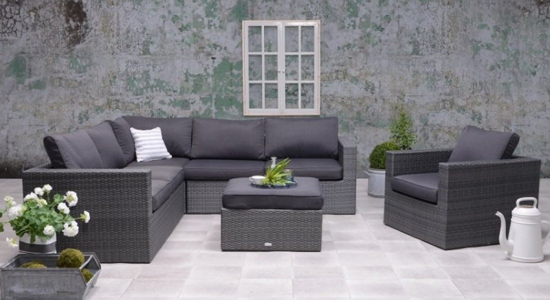 Heerlijk loungen in de tuin met een loungeset