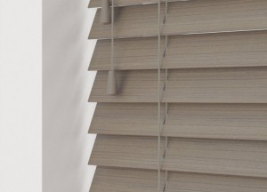 PVC badkamer jaloezieën: voor een mooi afgewerkte badkamer - 