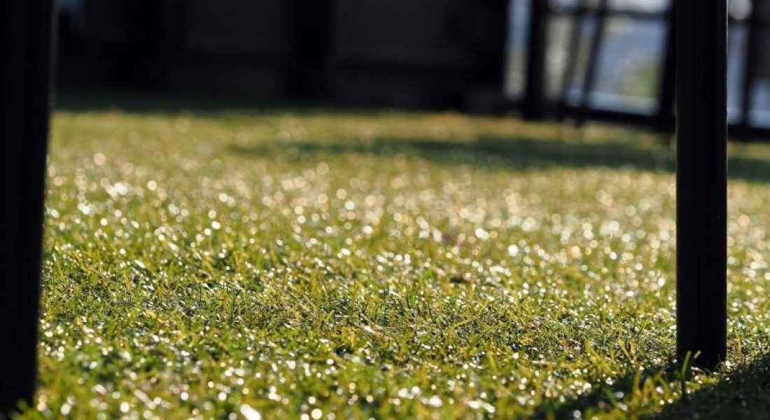 Leg je kunstgras helemaal zelf