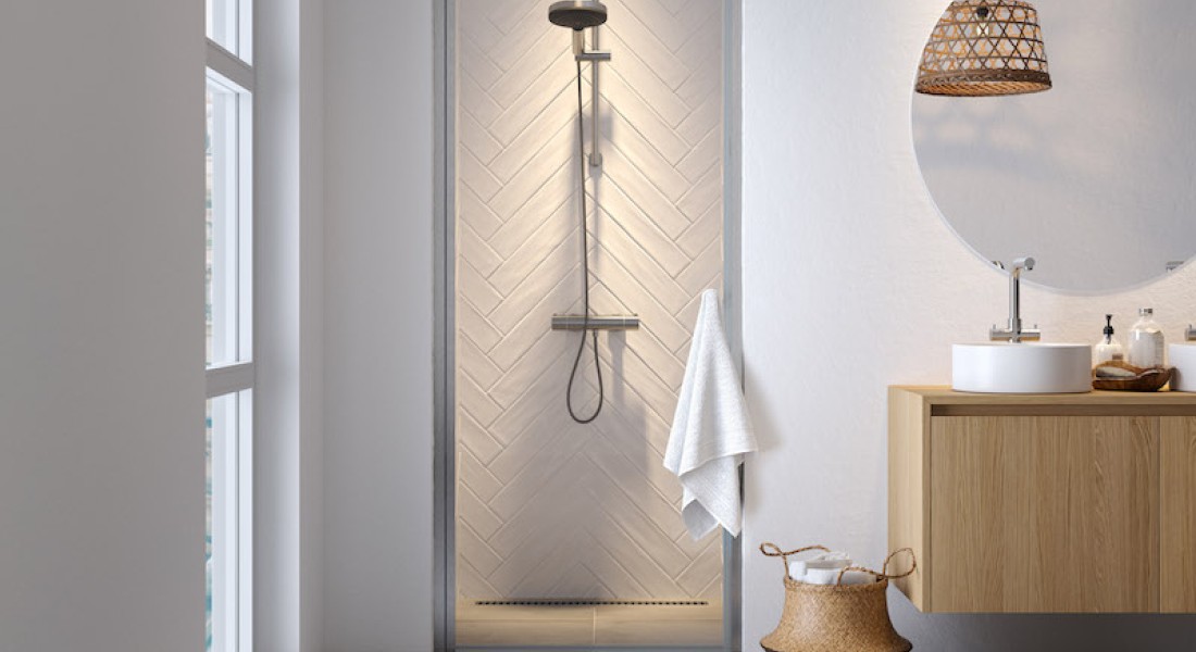 Hooked on you! Douches met geïntegreerde handdoekhouder