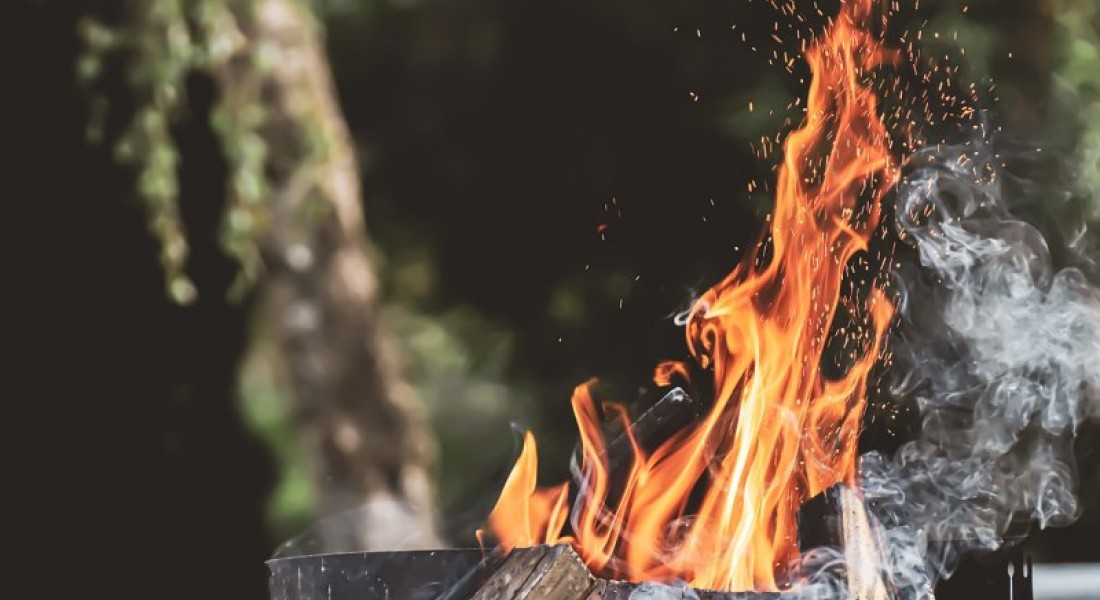 Tip voor een gezellige tuin: een haard!