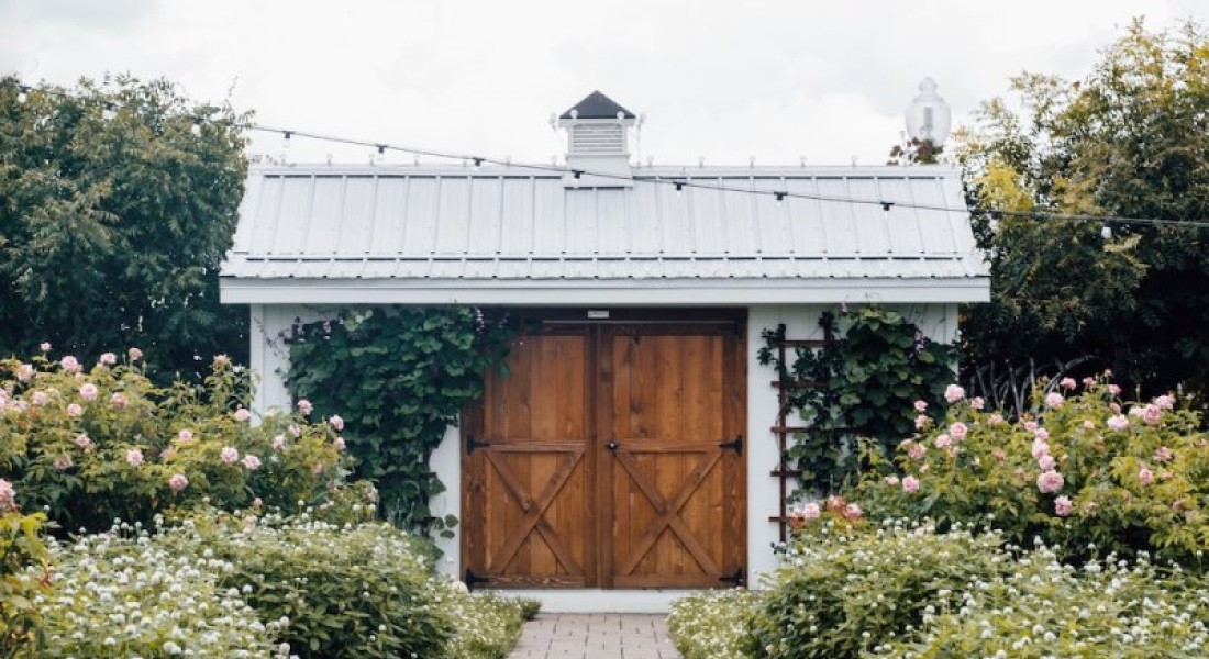 Haal het meeste uit je tuin, bouw zelf een duurzame schuur met fredsbouwtekeningen.nl