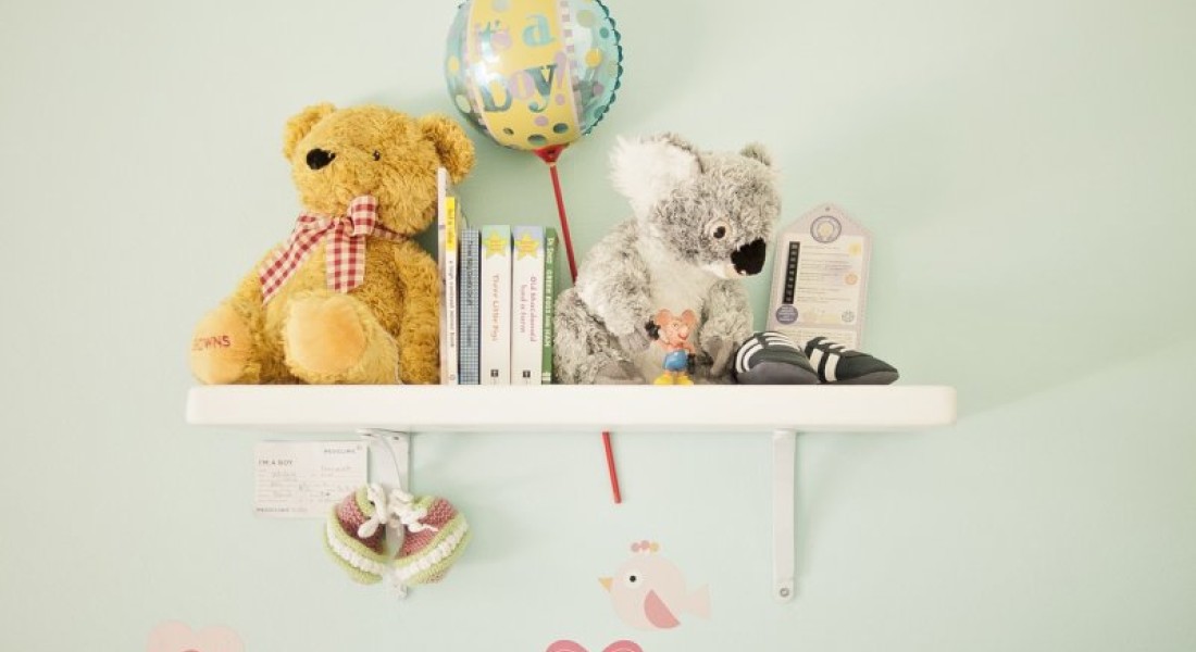 Hoe maak ik een veilige babykamer?