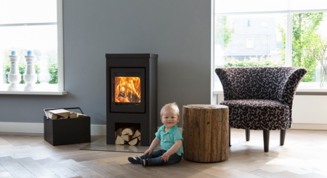 Moderne vrijstaande houtkachel Flores