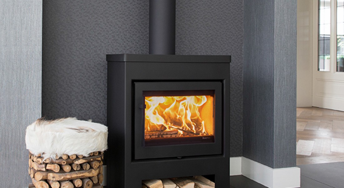 Vrijstaande houtkachel Julius: zelfsturend & hightech