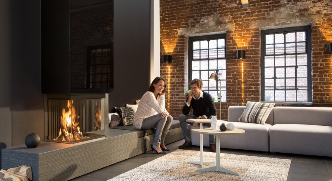 Vrij zicht op het vuur met Kal-Fire 3-zijdige houthaard Heat Pure 66