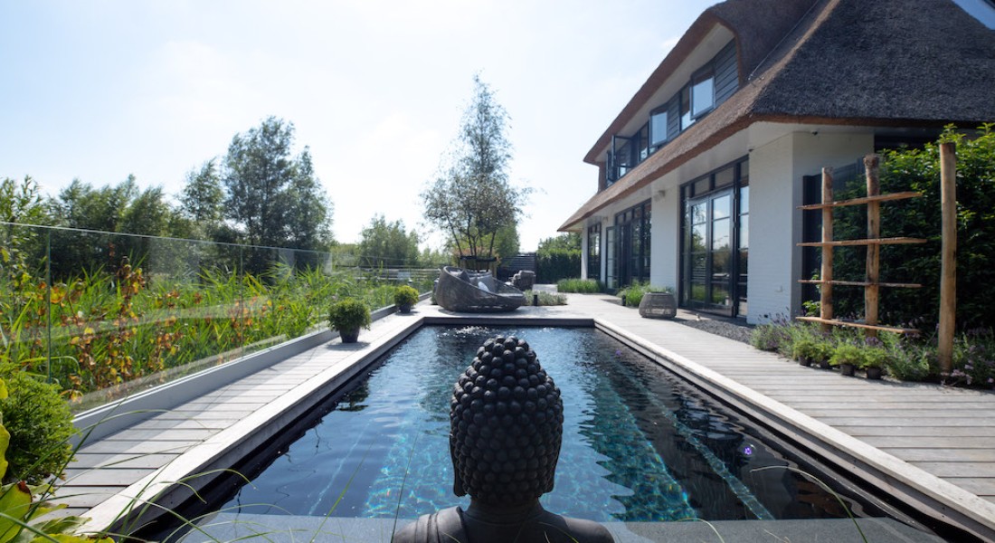 Een eigen zwembad vraagt om voorbereiding