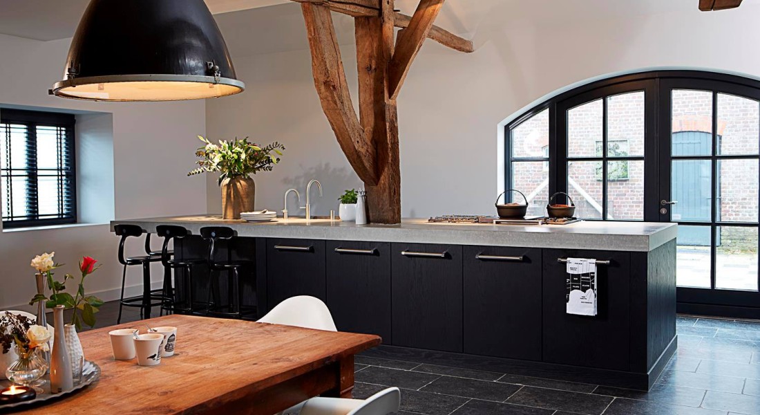 Natuursteen tegels: welke vloer past bij jouw interieur