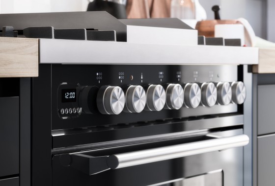 Het moderne fornuis voor de professionele thuischef met stijl. - ILVE