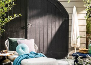 SOLOSTONE Mold Grit 90x90 cm I vtwonen buitentegels by Douglas &amp; Jones - vtwonen buitenvloeren by Douglas &amp; Jones