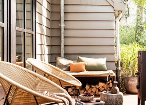 SOLOSTONE Uni Terra Cotta Red 70x70 I vtwonen buitentegels by Douglas &amp; Jones - vtwonen buitenvloeren by Douglas &amp; Jones