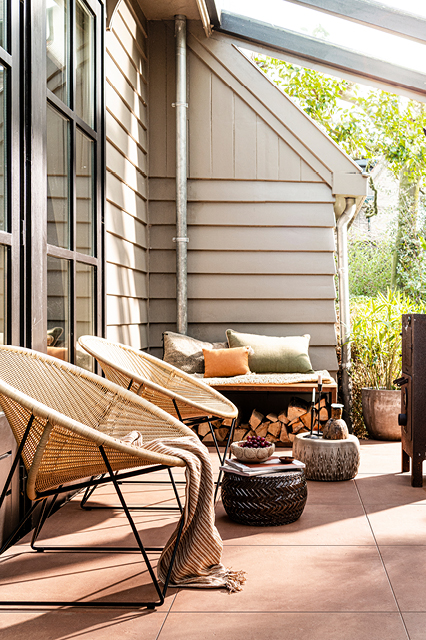 SOLOSTONE Uni Terra Cotta Red 70x70 I vtwonen buitentegels by Douglas & Jones