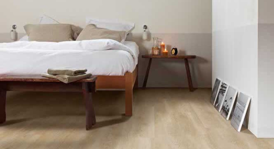 De looks van een houten vloer met het gemak van pvc