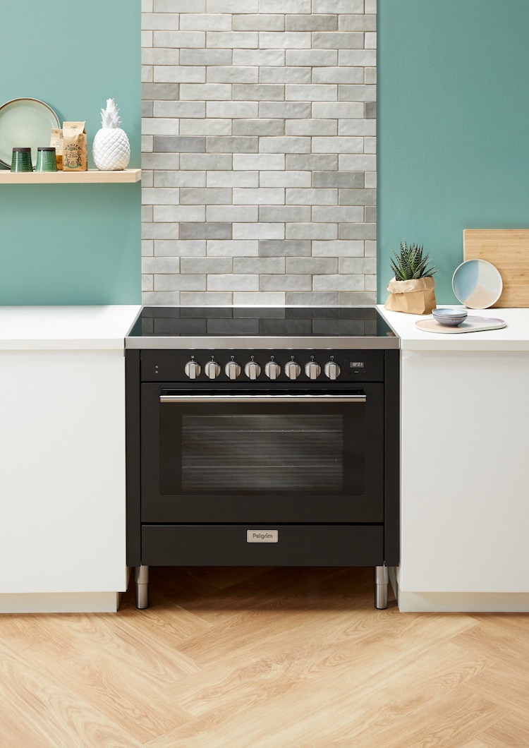 Fornuis met inductiekookplaat | Pelgrim