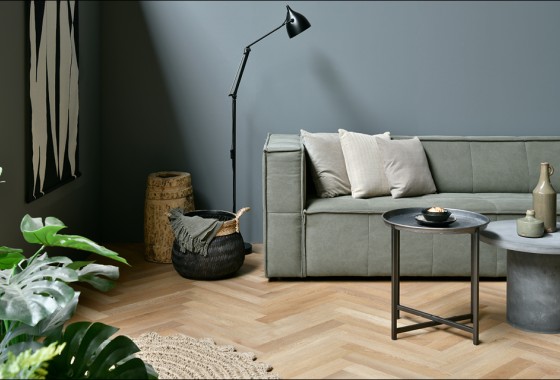 Exotone vinyl tiles: houten vloeren perfect nagebootst! - Douglas and Jones