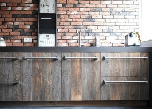 Binnenkijken: sloophouten keuken van 'Barnwood' - RestyleXL