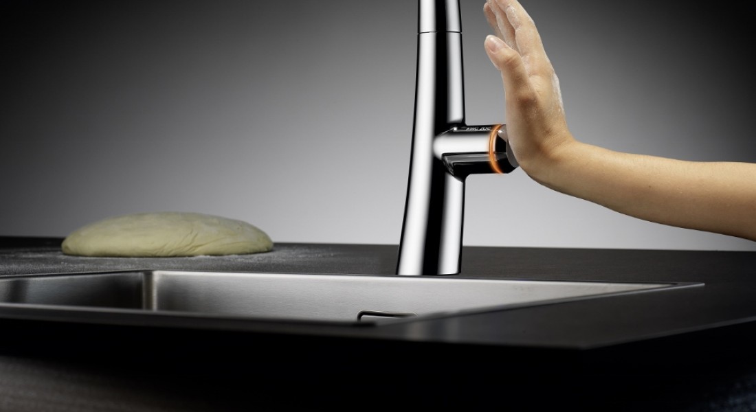 Hightech! De elektronische kraan KWC Zoe touch