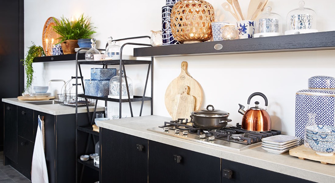 Voorkom scheuren in het keukenblad door vaatwasser dicht te laten