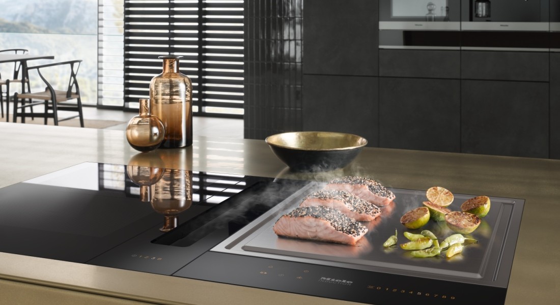 Koken op inductie of gas: kookplaten met werkbladafzuiging