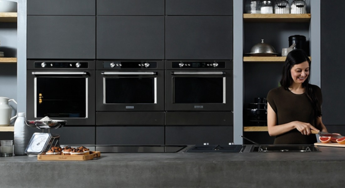 KitchenAid Black Stainless Steel inbouwapparaten