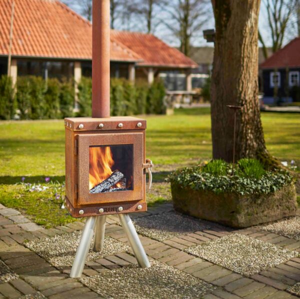 Kleine buitenkachel | Reny
