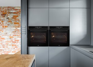 Multifunctionele oven in Black Titanium OM670Ti | ETNA