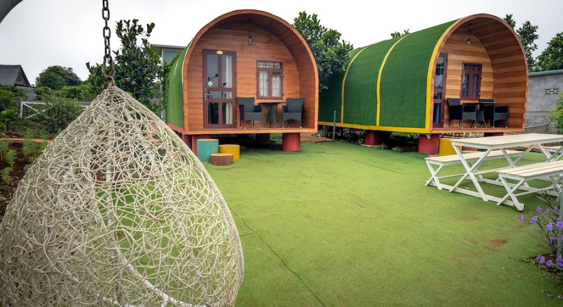 Kan je een stacaravan in je tuin zetten?