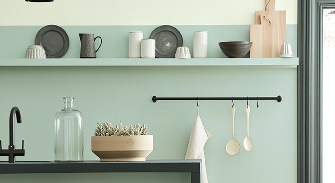 Verf voor de keuken in trendy kleuren