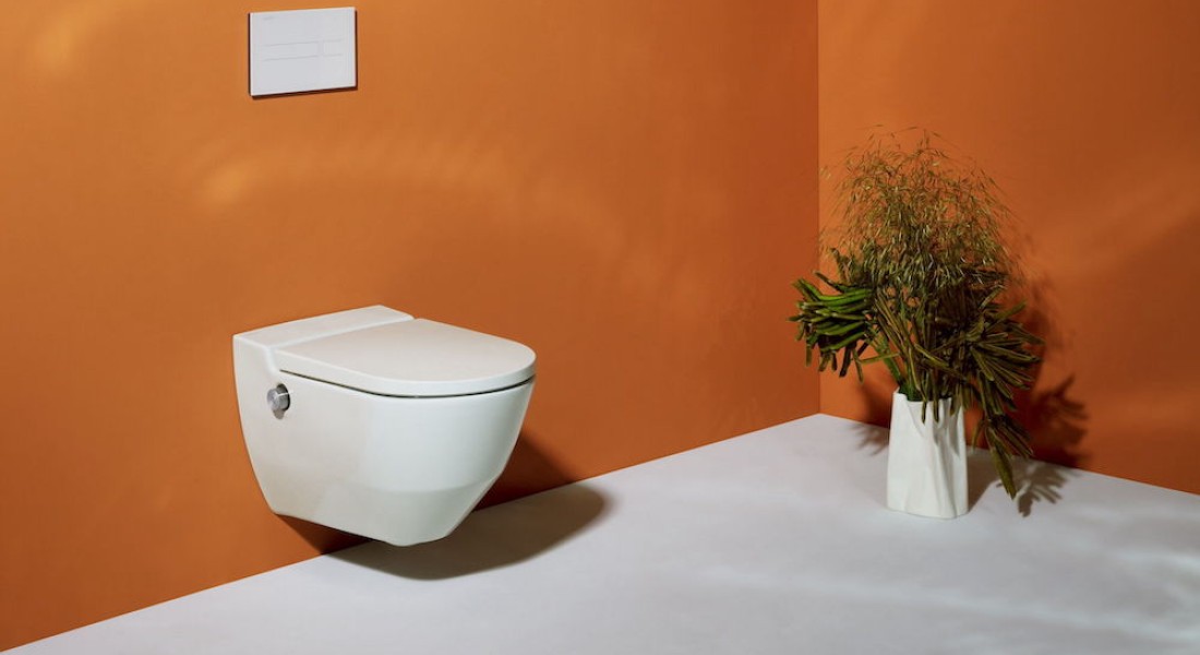 Douche wc's van LAUFEN in vier kleuren