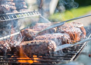 Barbecueën in de herfst? Dat kan in je buitenkeuken! - 
