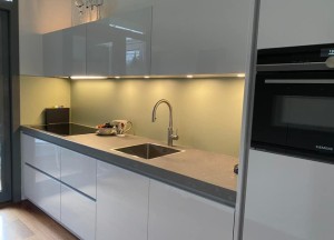 Voordelen luxe aluminium achterwanden | Bokmerk