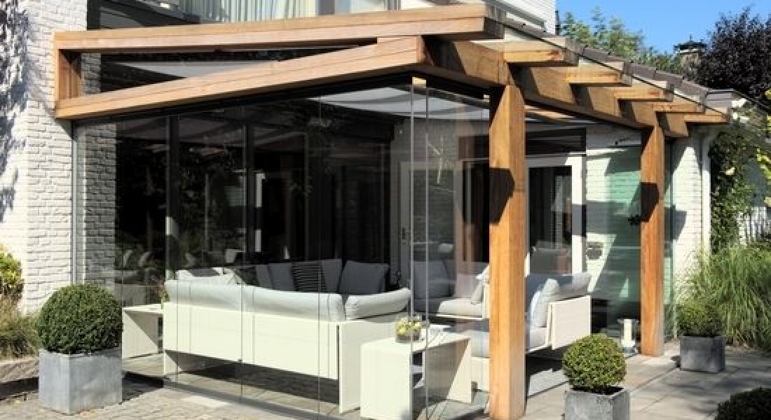 Houten overkapping: uniek design van Jumbo