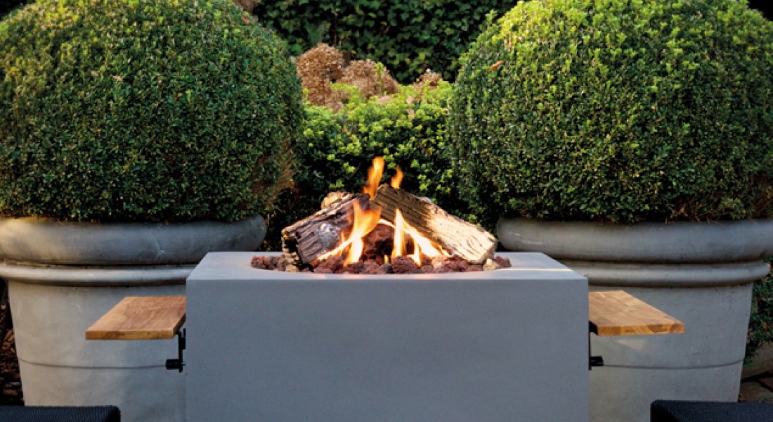 Happy Cocooning: loungetafels met ingebouwde tuinhaard