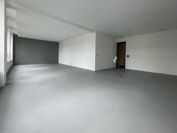 Microcement vloer | Motion Gietvloeren