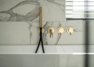 Luca Sanitair heeft 22 designkranen in 17 verschillende kleuren - Luca Sanitair