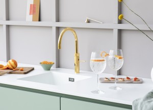 Glamour in de keuken: de gouden kokendwaterkraan van Quooker - Quooker