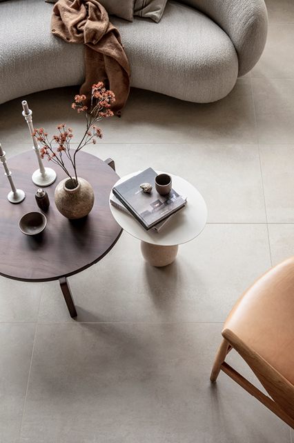 Raw Sand I vtwonen tegels by Douglas & Jones