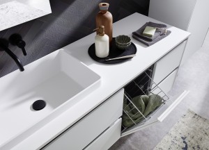 Solid Surface.  Een wastafel met een mat oppervlak dat elke badkamer doet stralen.