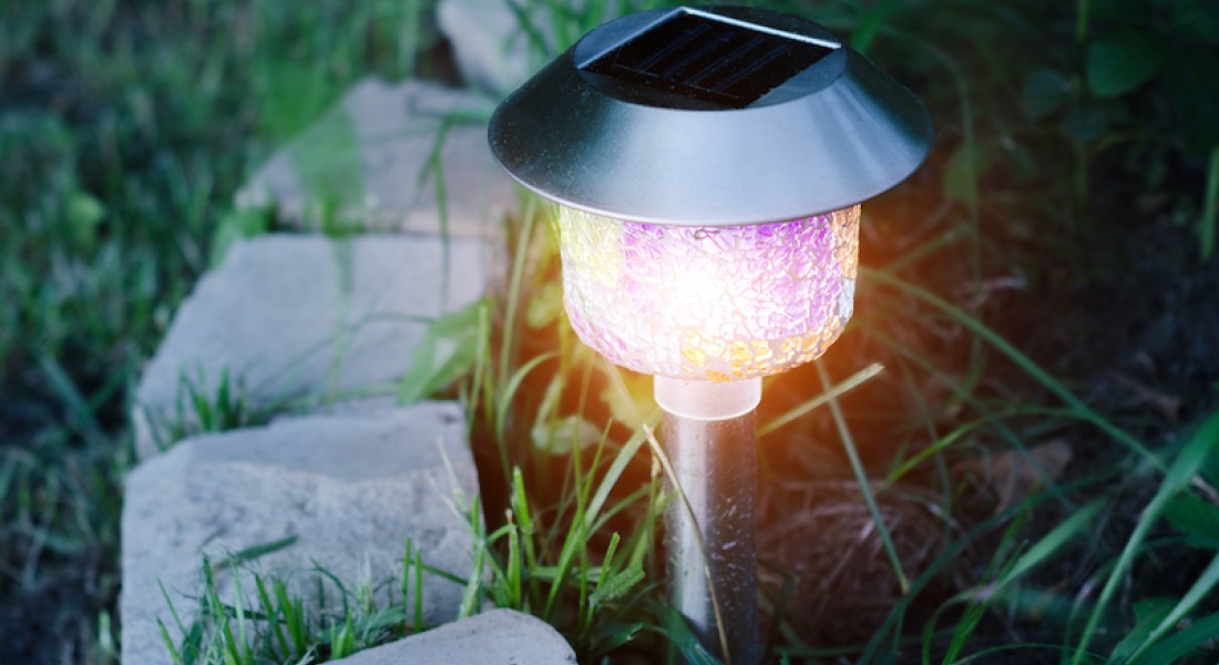 Tuinverlichting plaatsen