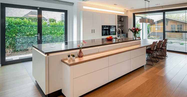 Moderne eilandkeuken | Uw KeukenSpeciaalzaak