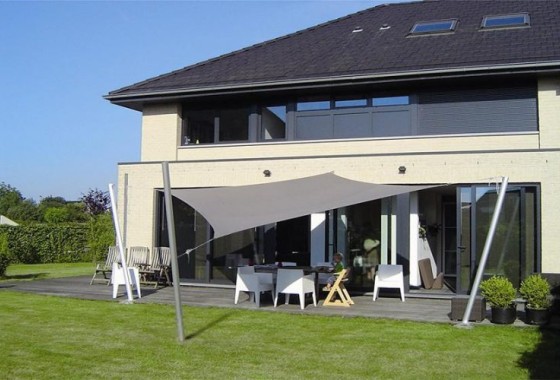 Creëer een perfecte koele schaduwplek met een schaduwdoek - ZONZ sunsails