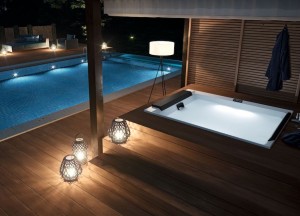 Divina Outdoor Spa Bad: totale ontspanning in de tuin - Novellini Outdoor