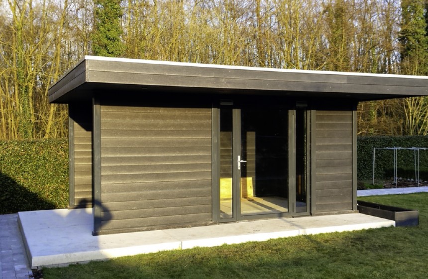 DE BUITENSPECIALIST IN DUURZAME KUNSTSTOF PRODUCTEN