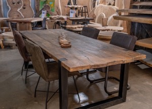 Oud eikenhouten eettafel U-poot | woodindustries - Woodindustries