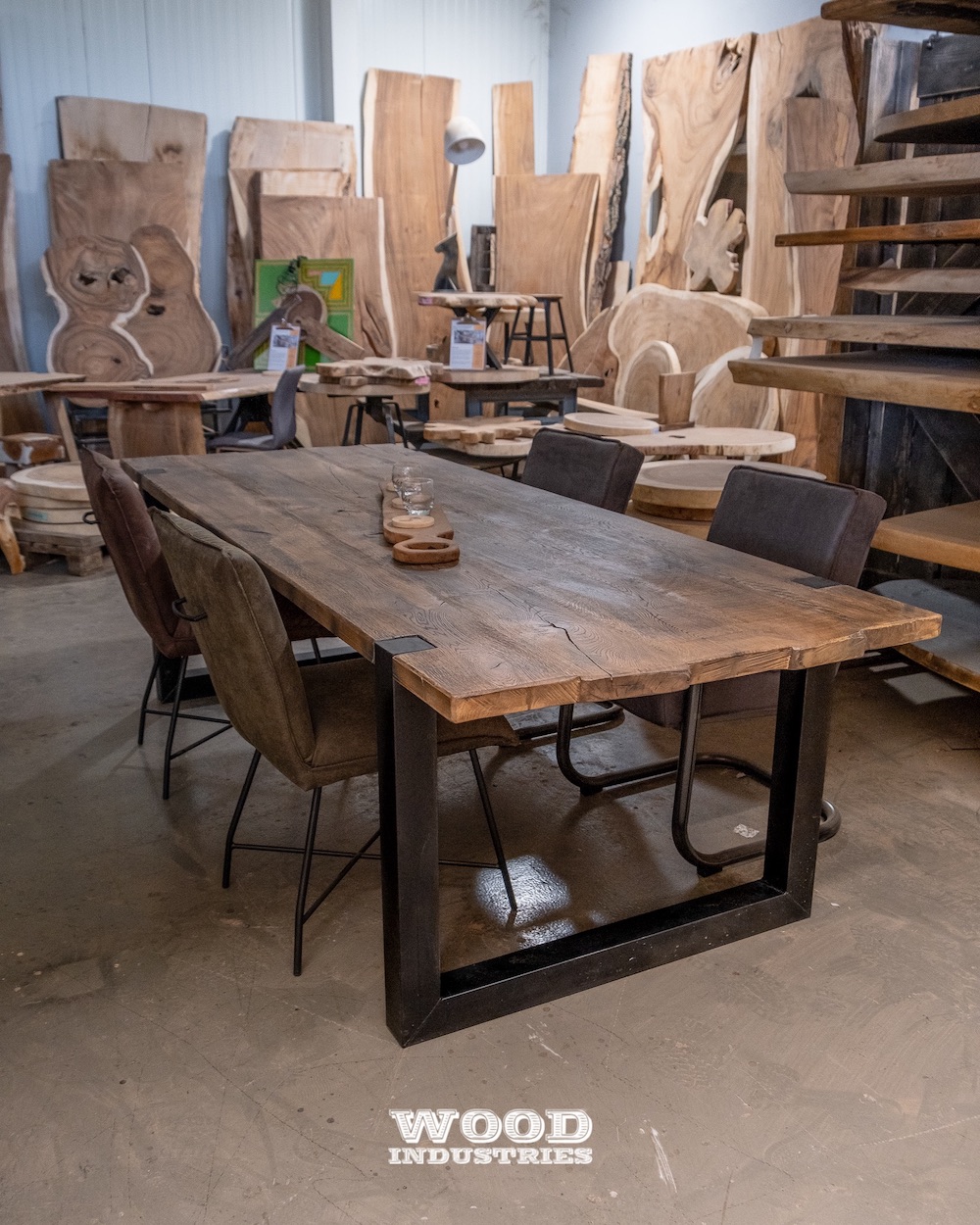 Oud eikenhouten eettafel U-poot | woodindustries