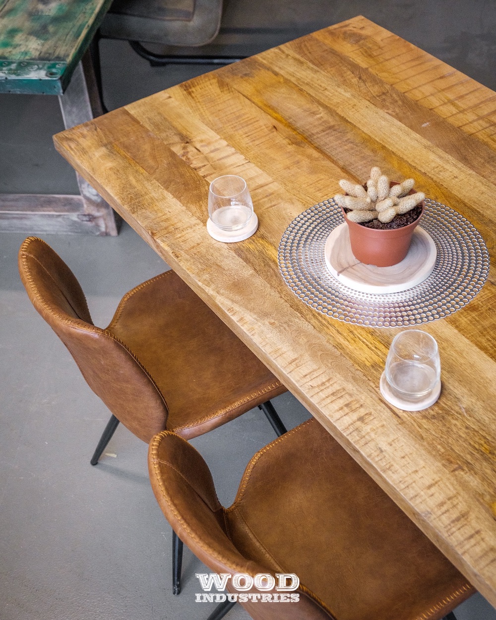 Tafel van wrakhout | Woodindustries