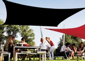 Schaduwdoeken in de tuin - ZONZ sunsails