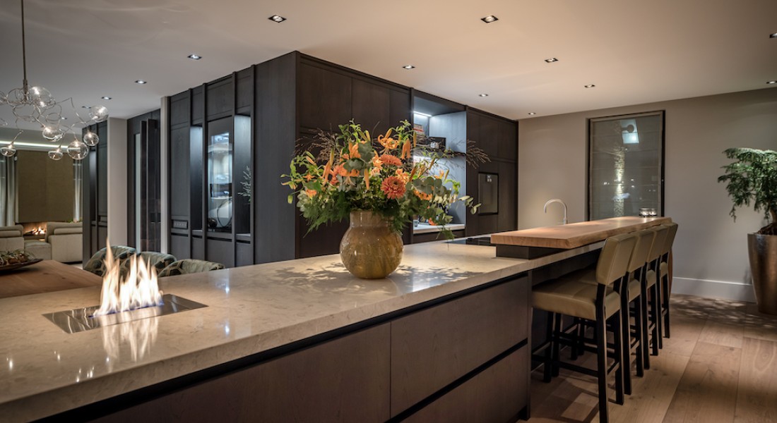 Binnenkijken: Nieuwbouwvilla met maatwerkinterieur