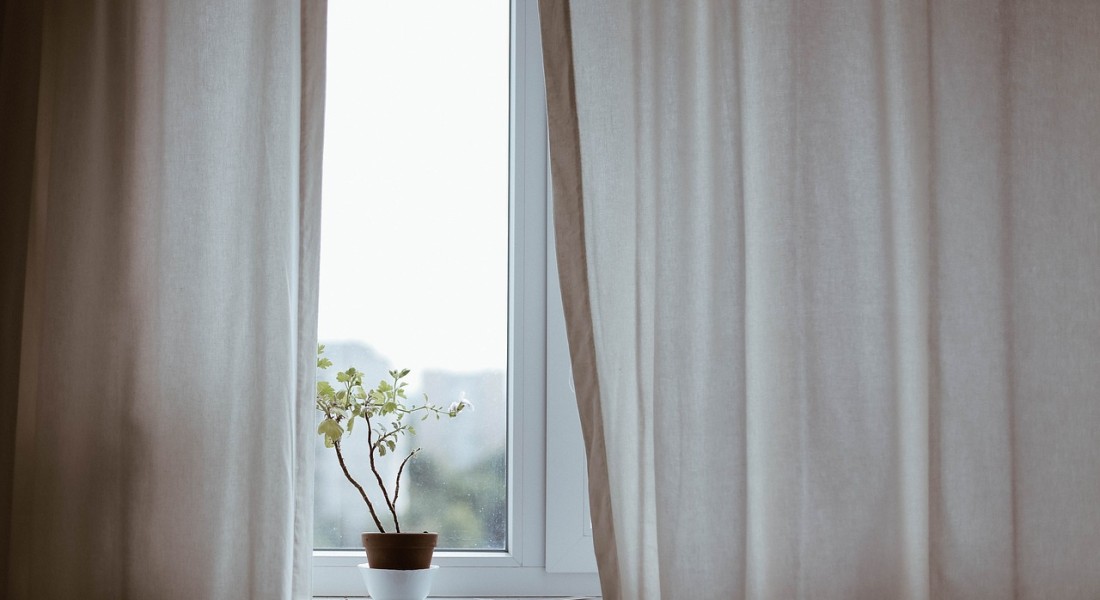 Elektrische raamdecoratie; zelf doen of uitbesteden?