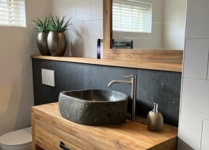 Teak wandplank | Puurteak - Puurteak badkamermeubelen